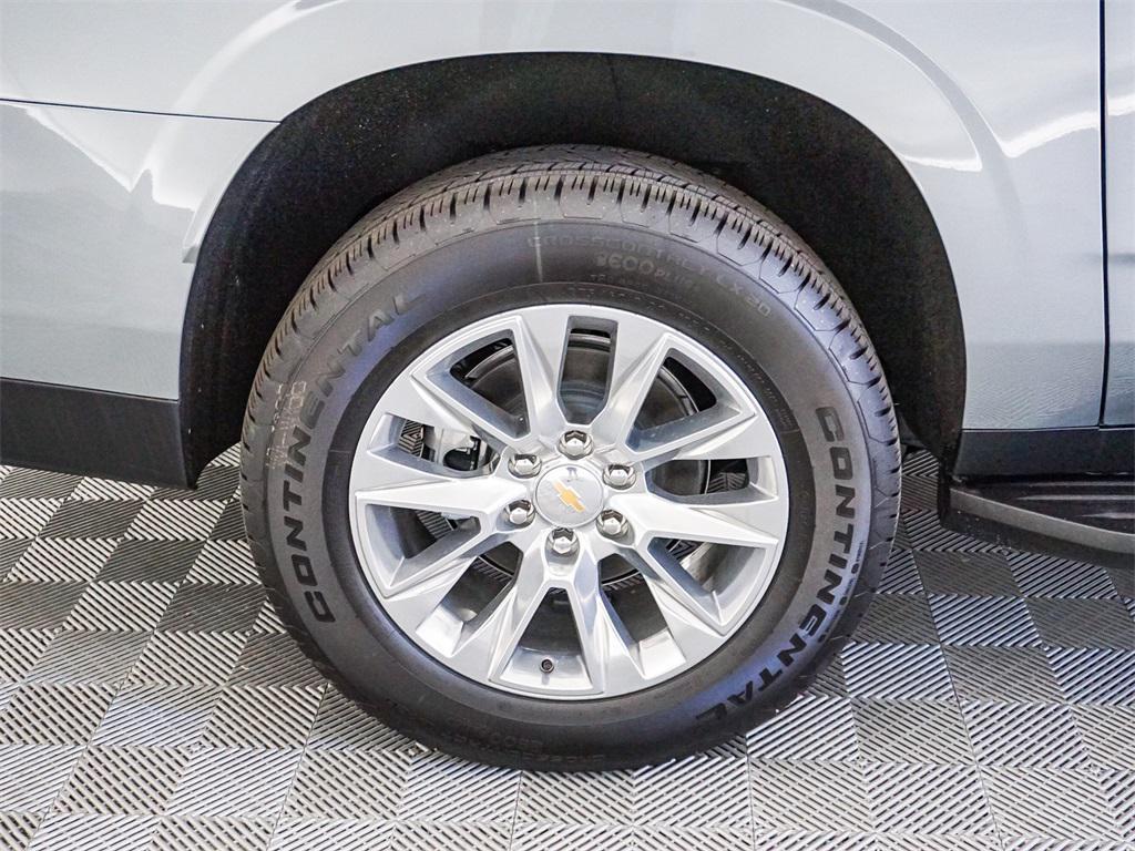 new 2025 Chevrolet Suburban car, priced at $73,895