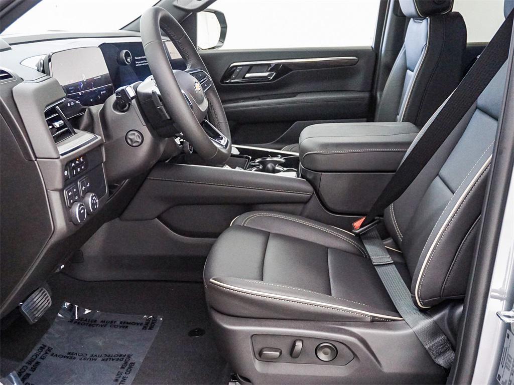 new 2025 Chevrolet Suburban car, priced at $73,895