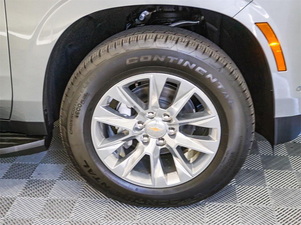 new 2025 Chevrolet Suburban car, priced at $73,895