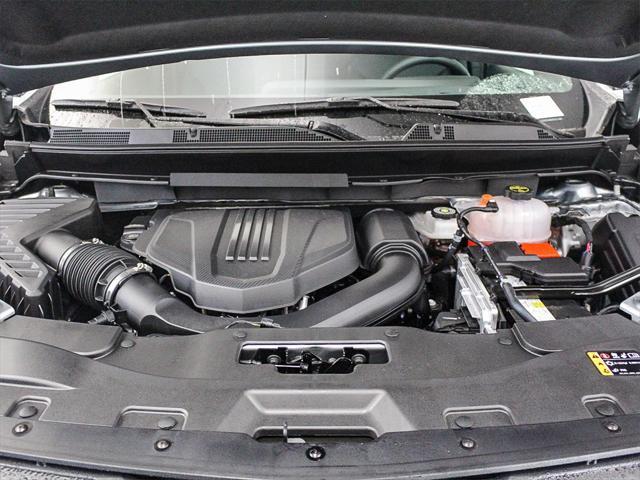 new 2025 Chevrolet Traverse car, priced at $40,495