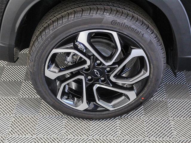 new 2025 Chevrolet Trax car, priced at $23,390