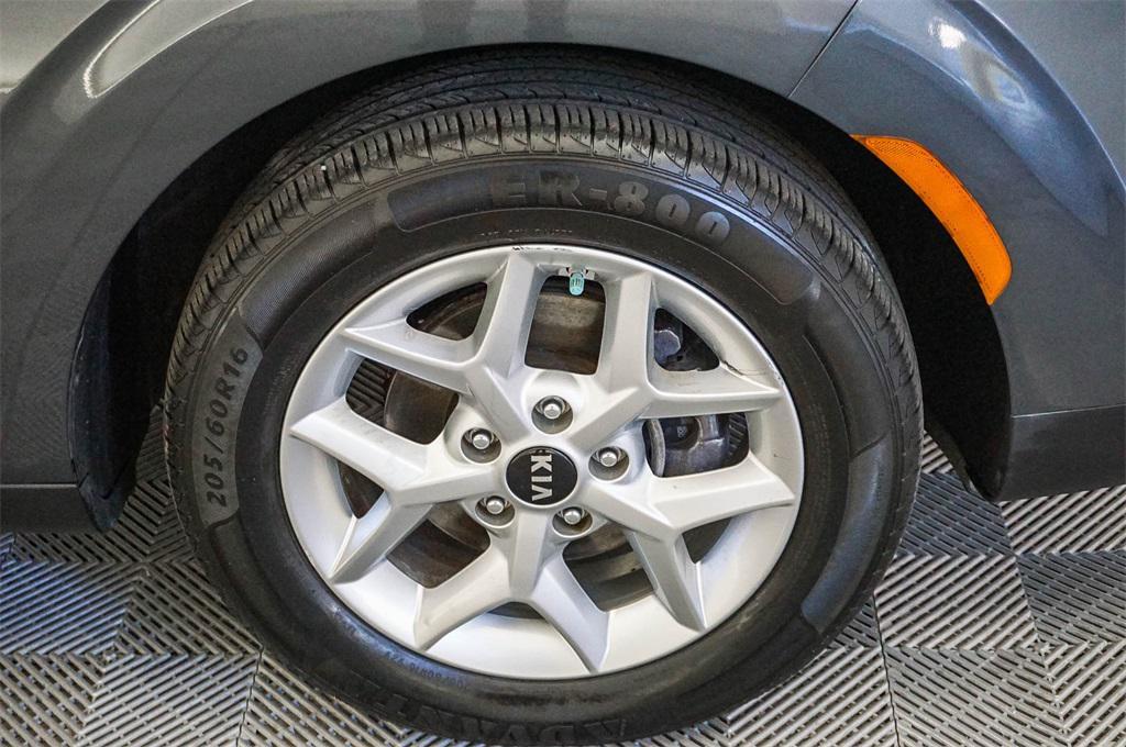 used 2021 Kia Soul car, priced at $13,998