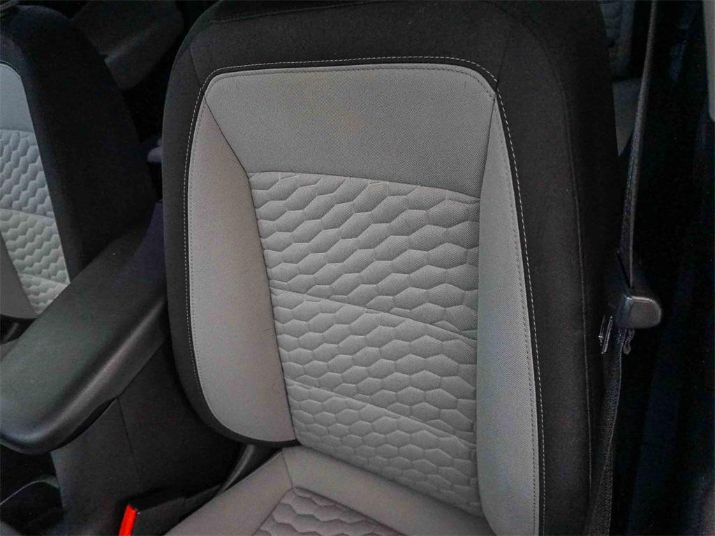 used 2021 Chevrolet Equinox car, priced at $9,205