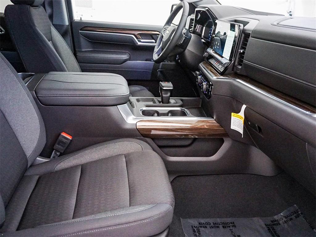 new 2025 Chevrolet Silverado 1500 car, priced at $43,050