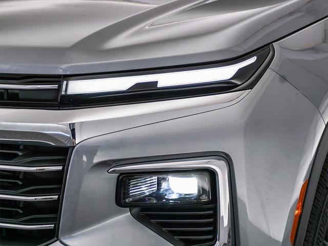 new 2025 Chevrolet Traverse car, priced at $40,495