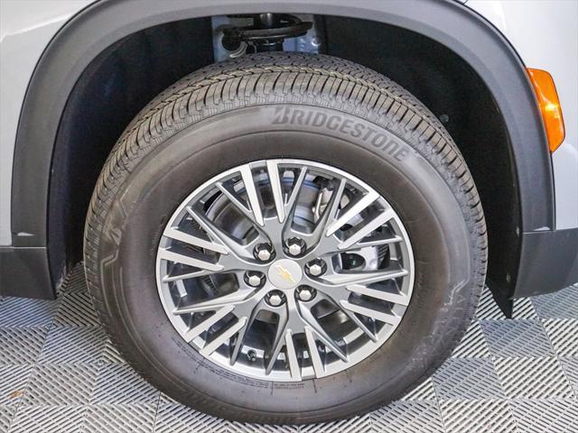 new 2025 Chevrolet Traverse car, priced at $40,495