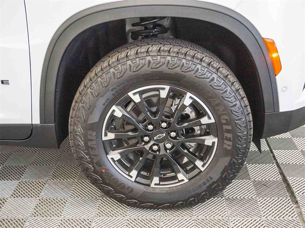 new 2026 Chevrolet Traverse car, priced at $55,997