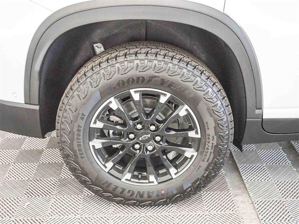 new 2026 Chevrolet Traverse car, priced at $55,997