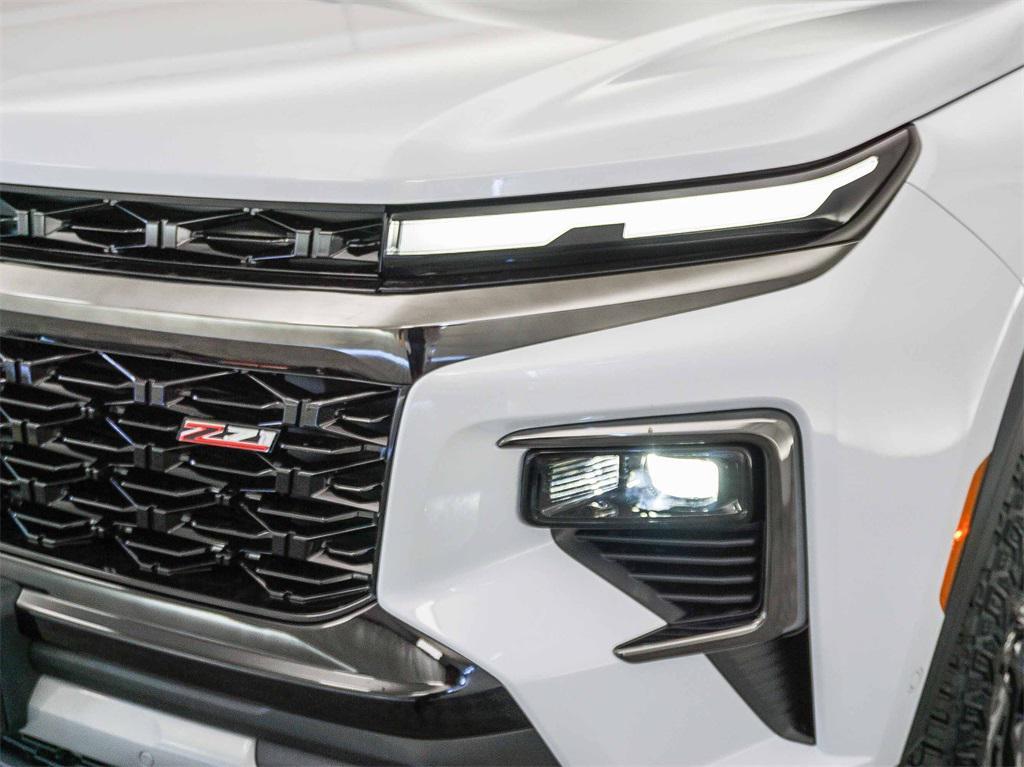 new 2026 Chevrolet Traverse car, priced at $55,997