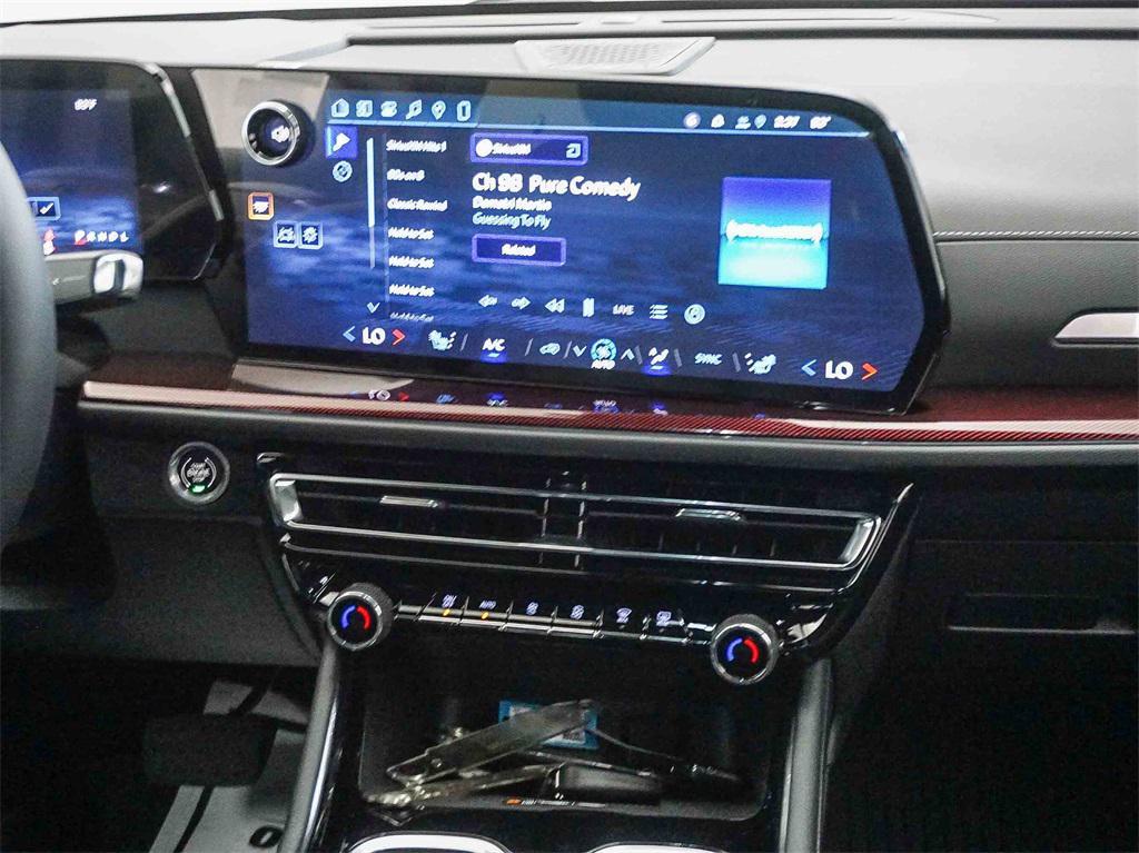 new 2026 Chevrolet Traverse car, priced at $55,997