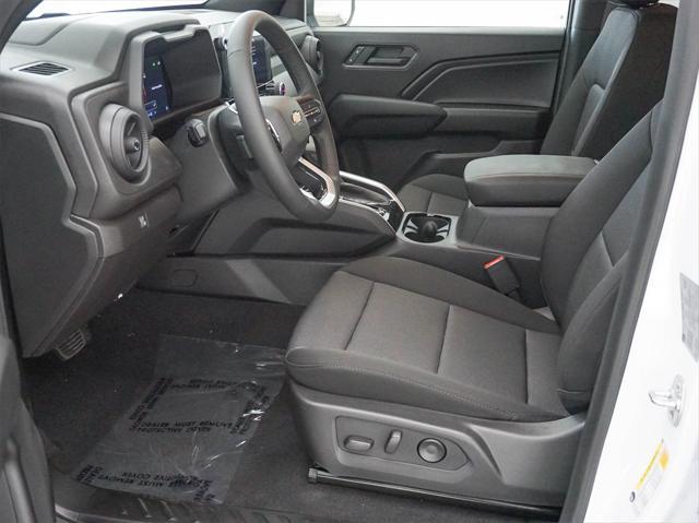 new 2025 Chevrolet Colorado car, priced at $31,995