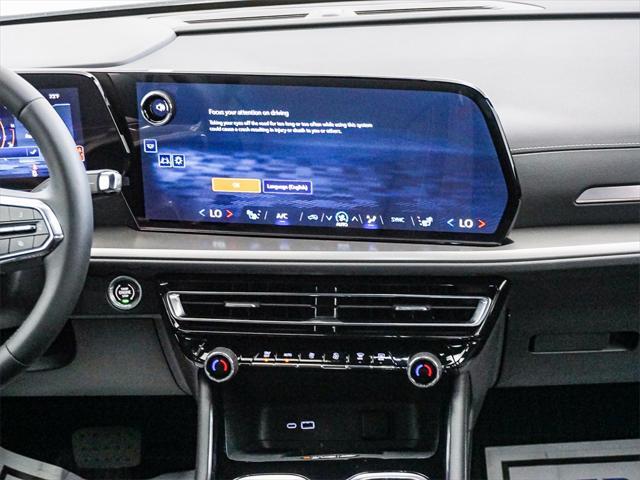 new 2025 Chevrolet Traverse car, priced at $46,005