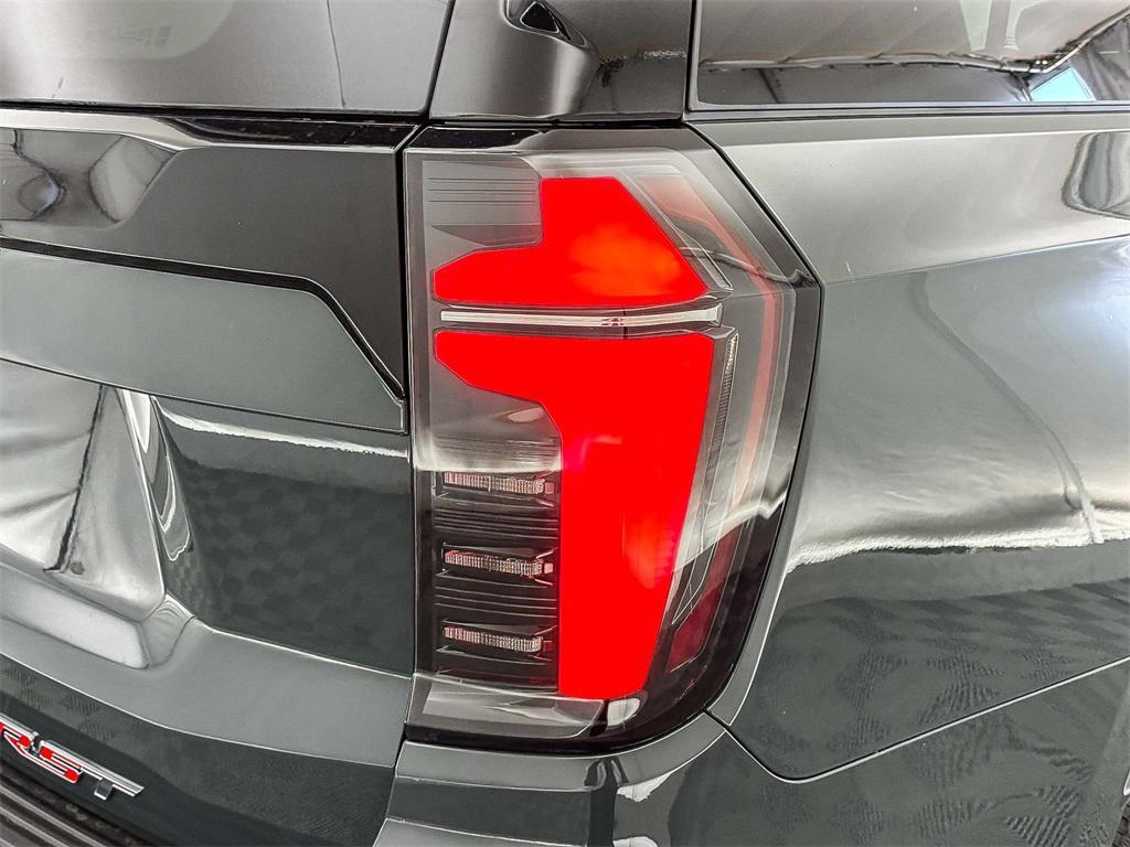 new 2026 Chevrolet Suburban car, priced at $72,985