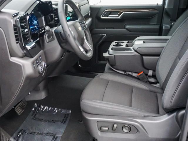 new 2025 Chevrolet Silverado 1500 car, priced at $45,395
