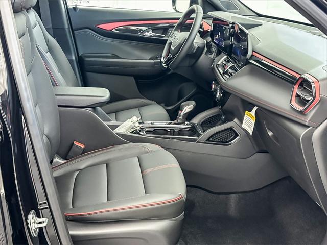 new 2025 Chevrolet TrailBlazer car, priced at $27,990
