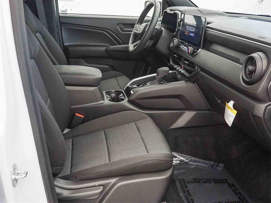 new 2026 Chevrolet Colorado car, priced at $33,440