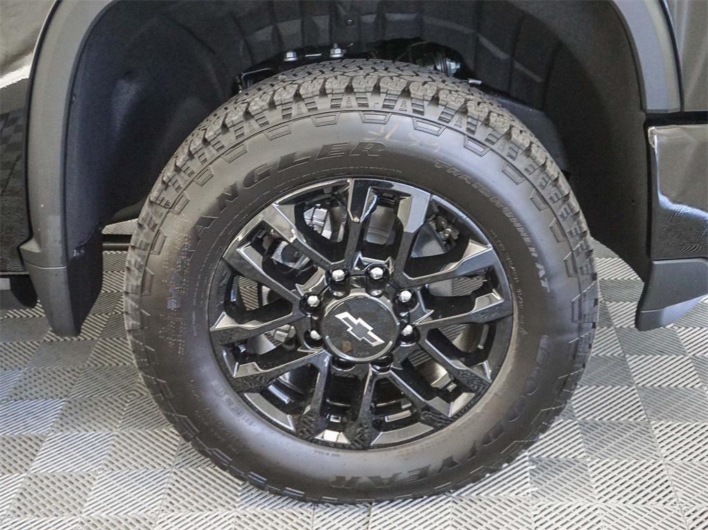 new 2025 Chevrolet Silverado 2500 car, priced at $82,105