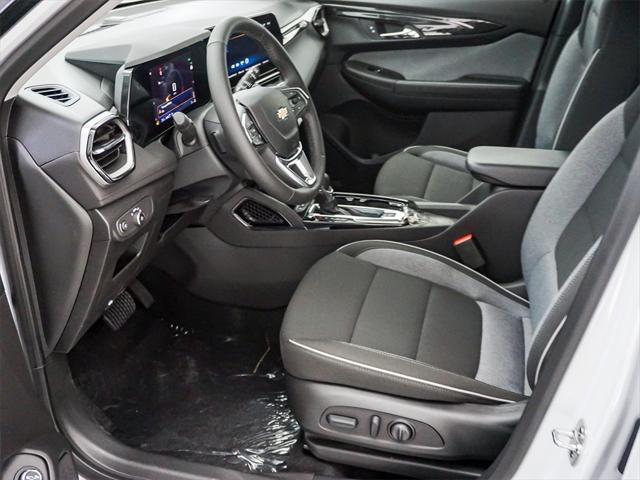 new 2025 Chevrolet TrailBlazer car, priced at $27,080