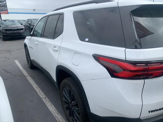 used 2022 Chevrolet Traverse car, priced at $35,732