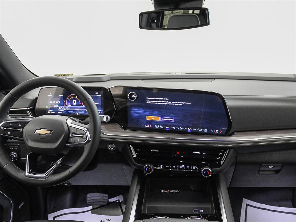 new 2025 Chevrolet Suburban car, priced at $75,815