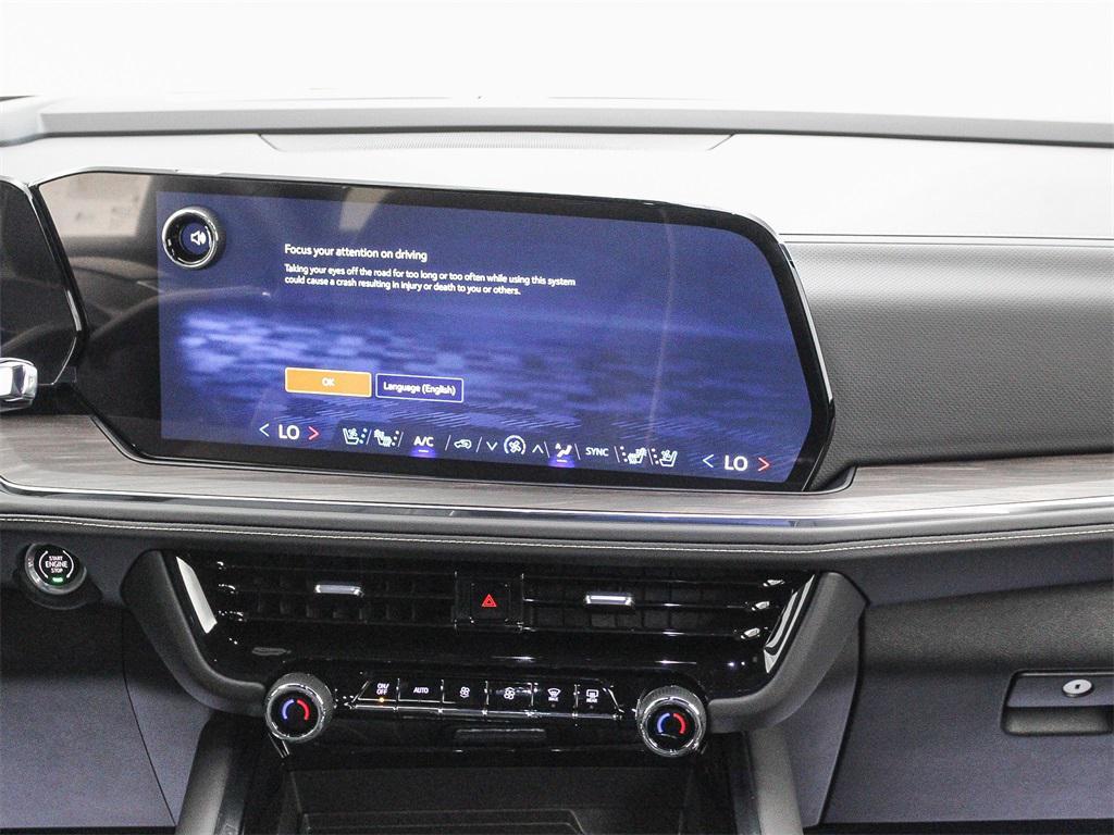 new 2025 Chevrolet Suburban car, priced at $75,815