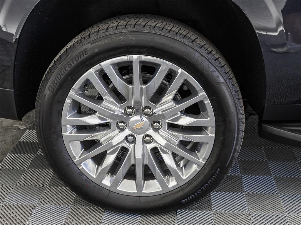 new 2025 Chevrolet Suburban car, priced at $75,815