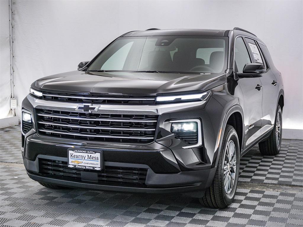 new 2025 Chevrolet Traverse car, priced at $38,810