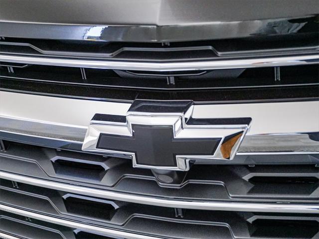 new 2025 Chevrolet Traverse car, priced at $43,810