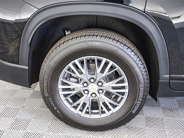 new 2025 Chevrolet Traverse car, priced at $43,810