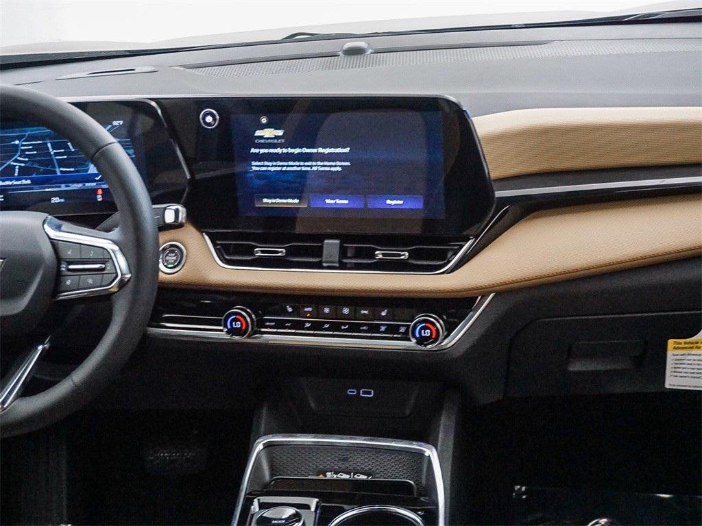 new 2026 Chevrolet Equinox car, priced at $33,215