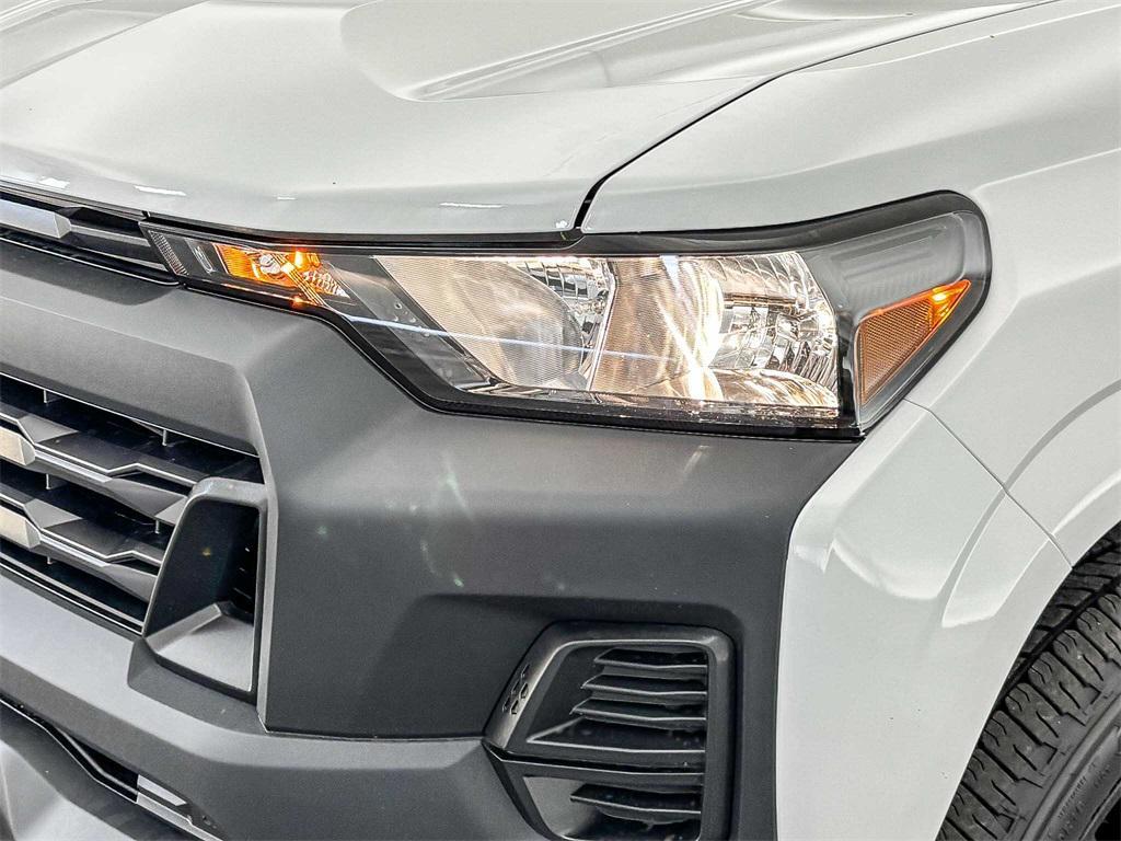 new 2026 Chevrolet Colorado car, priced at $31,000