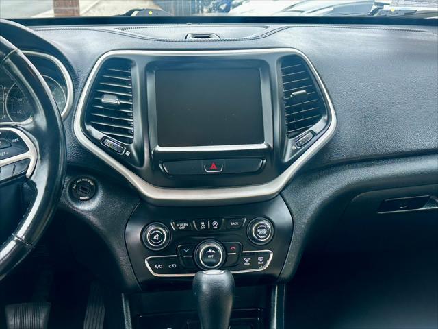 used 2016 Jeep Cherokee car, priced at $12,995
