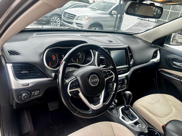 used 2016 Jeep Cherokee car, priced at $12,995