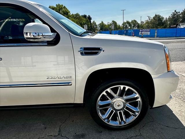 used 2012 Cadillac Escalade car, priced at $23,995