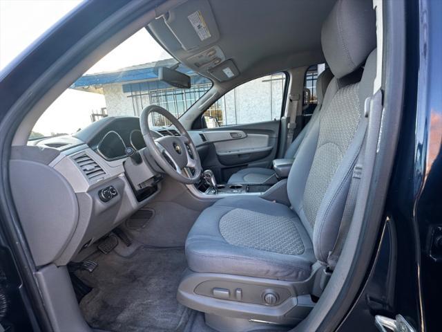 used 2011 Chevrolet Traverse car, priced at $9,500