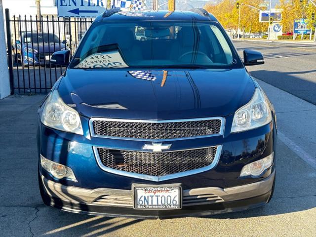 used 2011 Chevrolet Traverse car, priced at $9,500