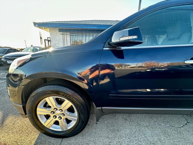 used 2011 Chevrolet Traverse car, priced at $9,500