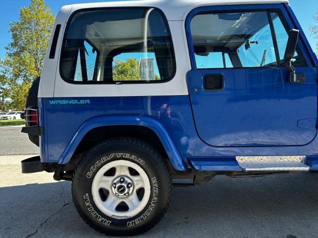 used 1995 Jeep Wrangler car, priced at $12,500