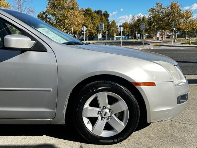 used 2007 Ford Fusion car, priced at $7,500