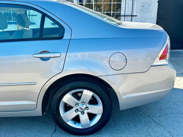 used 2007 Ford Fusion car, priced at $7,500