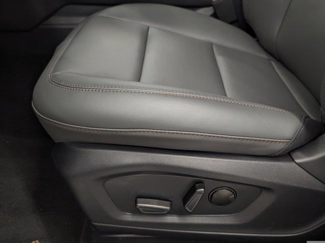 new 2025 Ford Explorer car, priced at $46,296