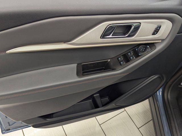 new 2025 Ford Explorer car, priced at $49,338