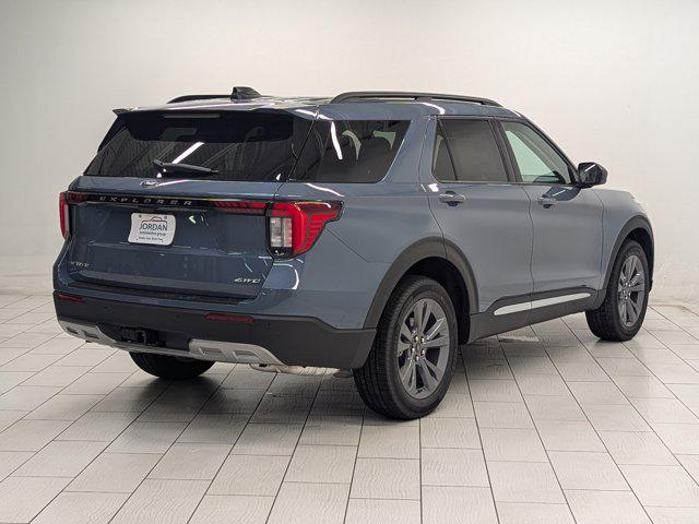 new 2025 Ford Explorer car, priced at $46,885