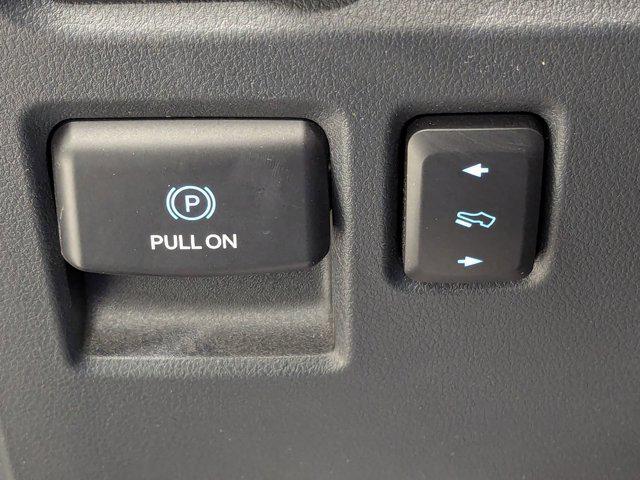 used 2022 Ford F-150 car, priced at $32,996