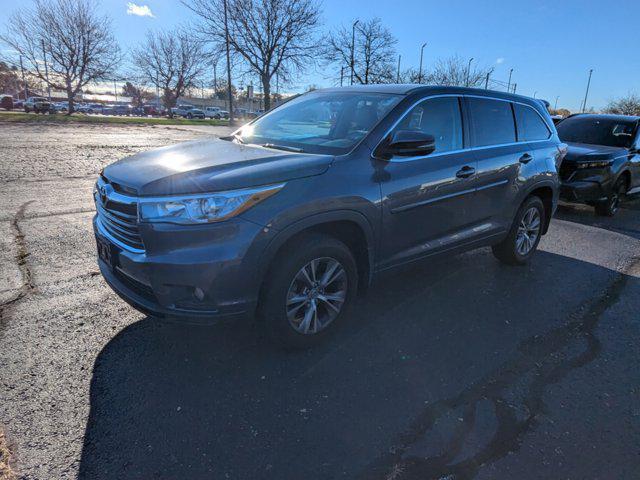 used 2015 Toyota Highlander car, priced at $19,499