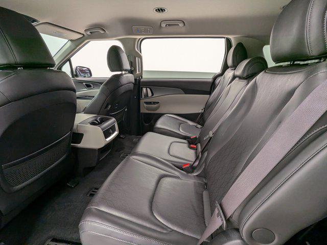 used 2022 Kia Carnival car, priced at $28,998