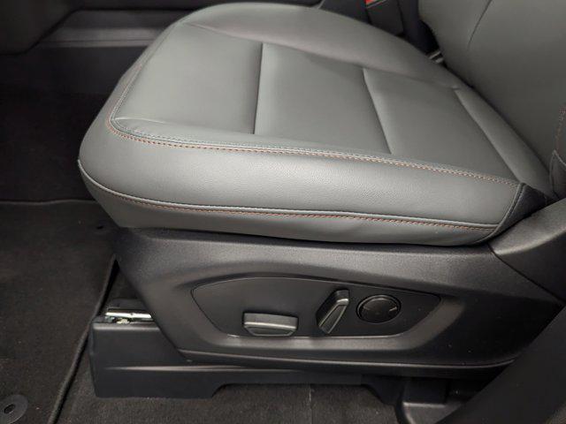 new 2025 Ford Explorer car, priced at $46,309