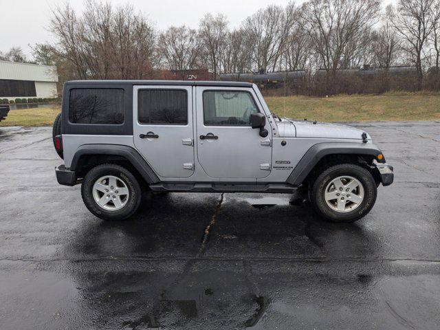 used 2015 Jeep Wrangler Unlimited car, priced at $15,999