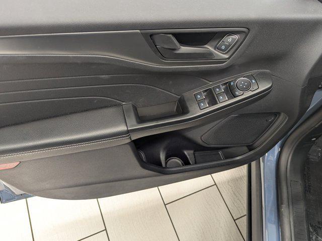new 2025 Ford Escape car, priced at $30,649