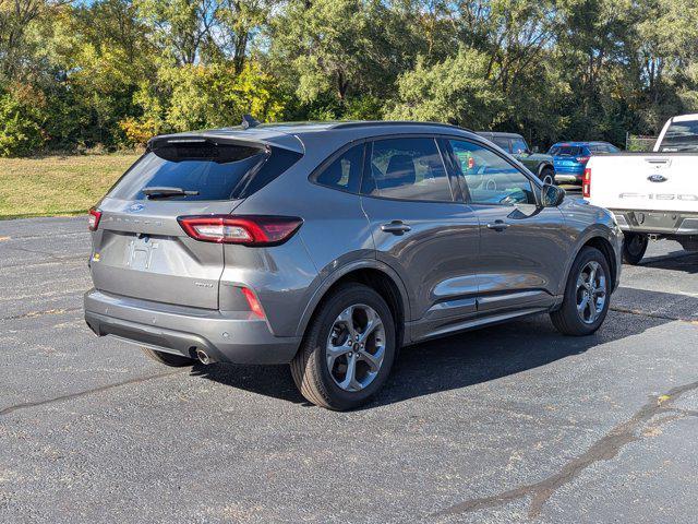 used 2024 Ford Escape car, priced at $25,999